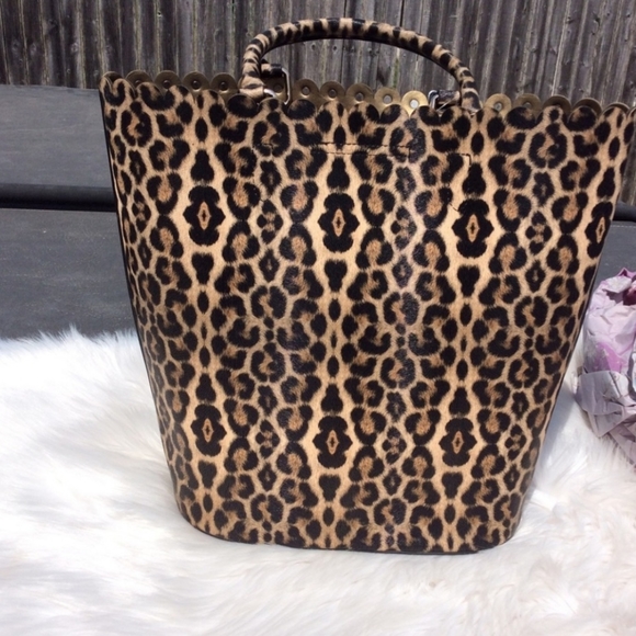 Leopard Pearl Handbag with Crossbody Purse and Dustbag - Picture 2 of 8